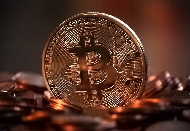 bitcoin-2007769_640