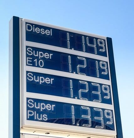 gas-station-4978823_640