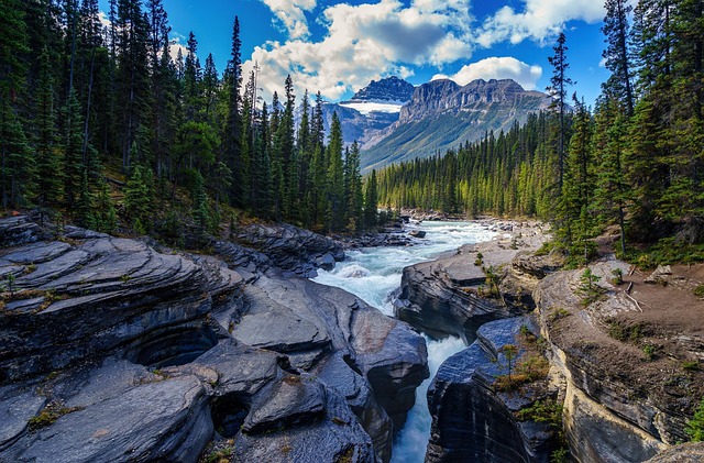 river-5765785_640