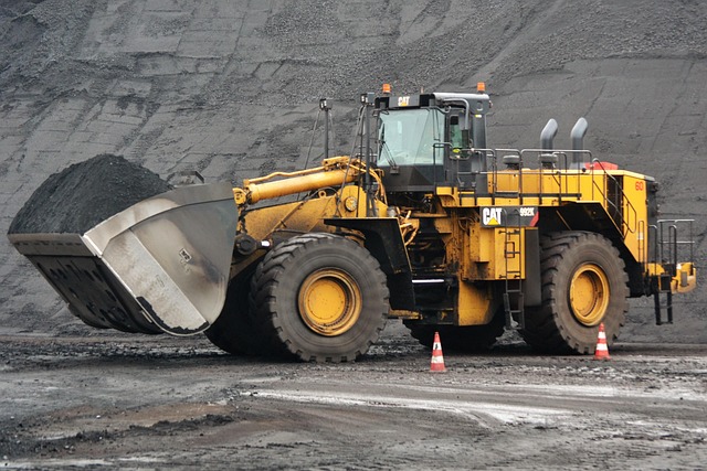 bulldozer-2450036_640