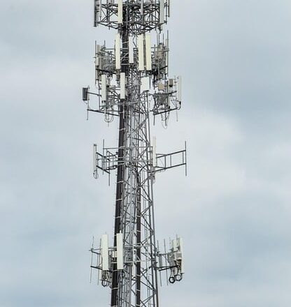 cell-tower-5216857_640