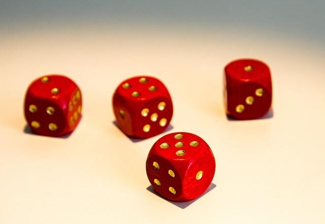 dice-3293275_640